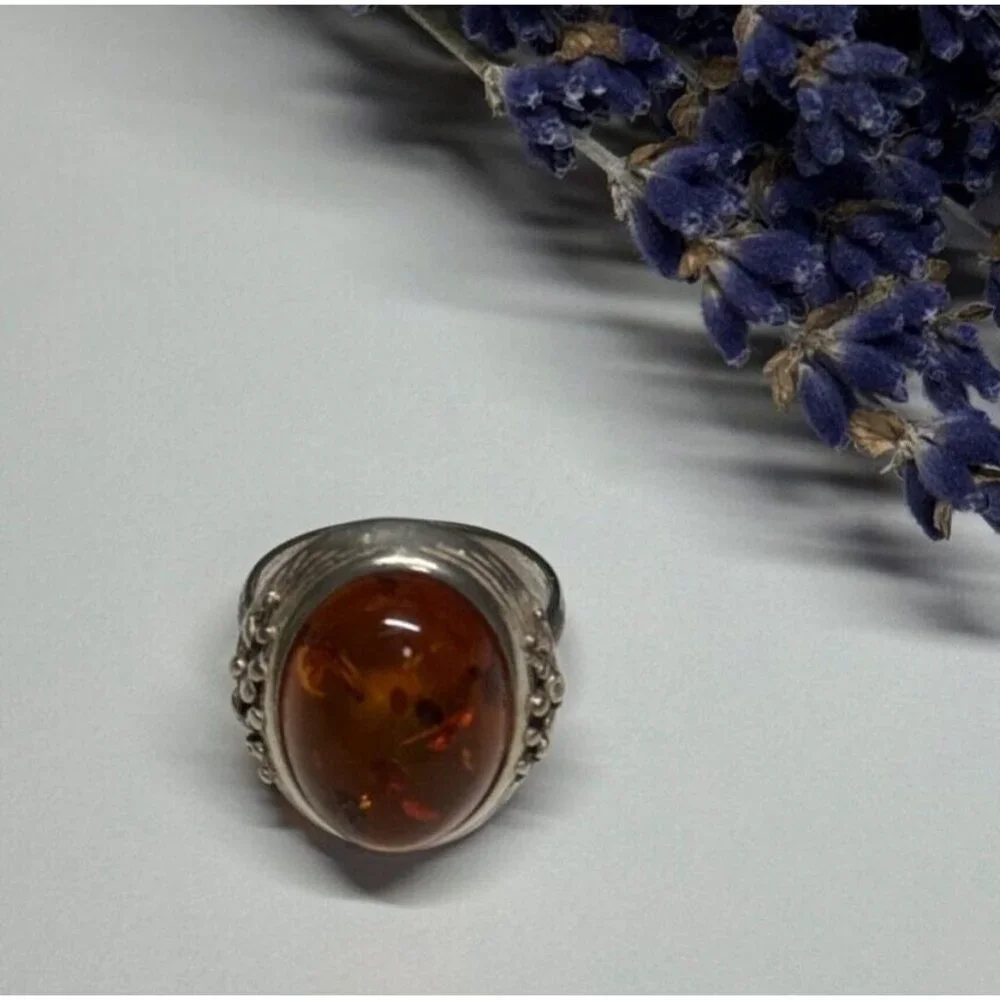 925 STERLING SILVER AMBER RING SIZE 6